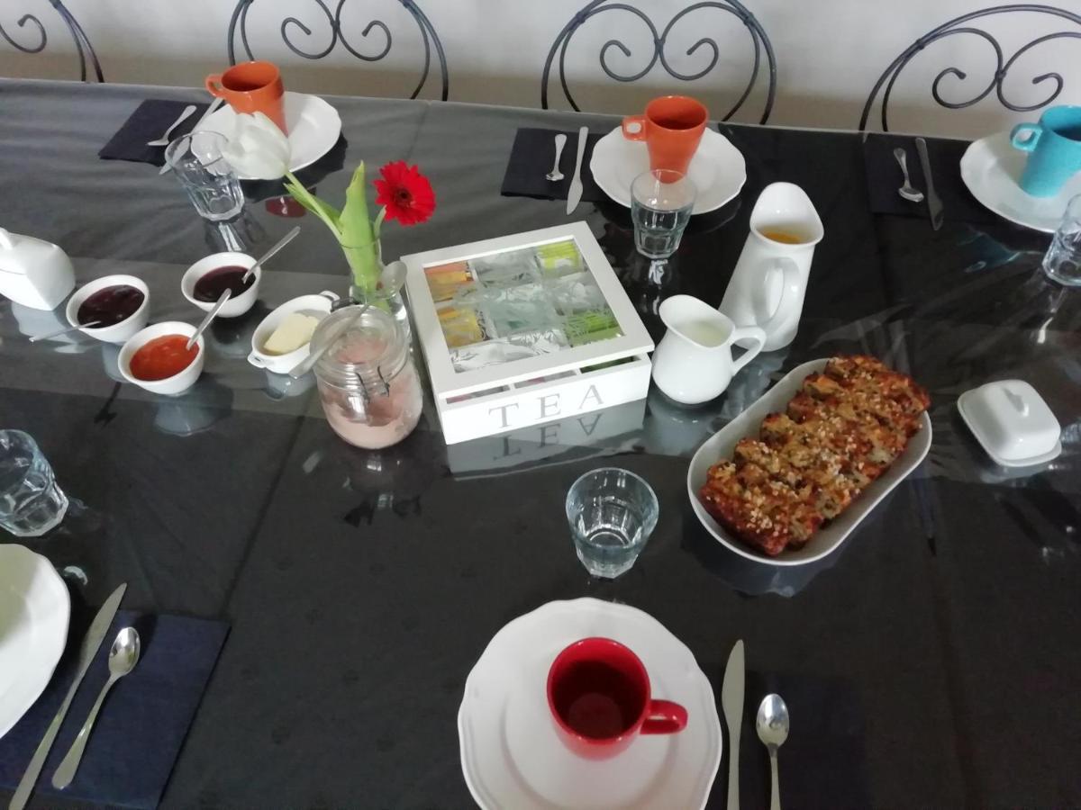 Chambres Et Table L' Echappee Bouvesse-Quirieu Εξωτερικό φωτογραφία