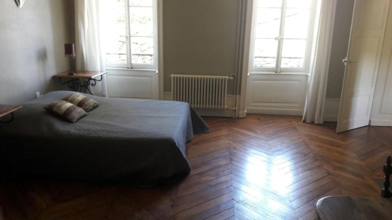 Chambres Et Table L' Echappee Bouvesse-Quirieu Εξωτερικό φωτογραφία