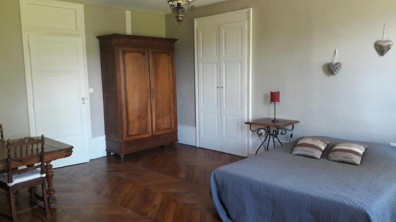 Chambres Et Table L' Echappee Bouvesse-Quirieu Εξωτερικό φωτογραφία
