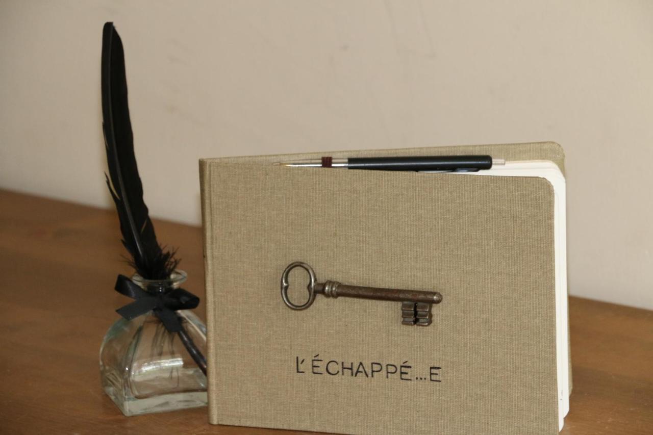 Chambres Et Table L' Echappee Bouvesse-Quirieu Εξωτερικό φωτογραφία